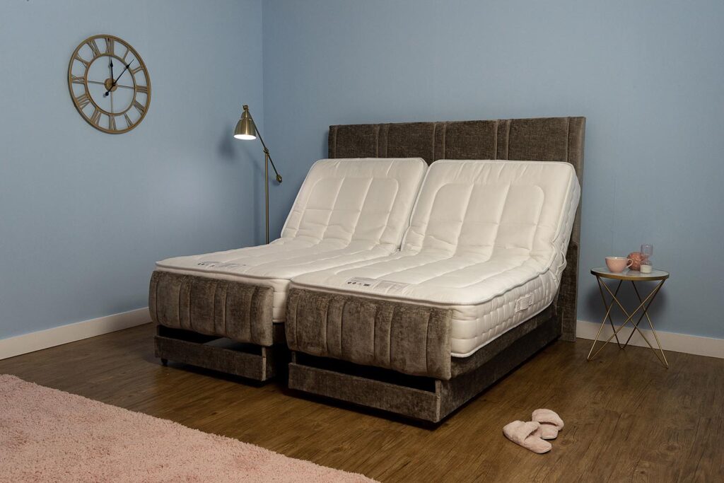 Sandringham twin bed.